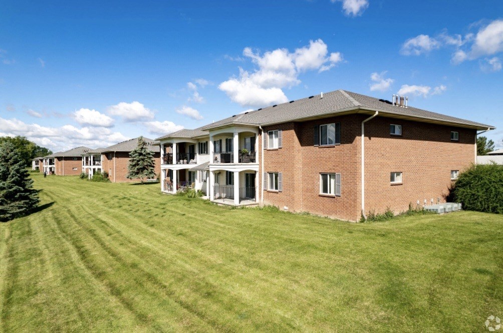 Lush Green Outdoor Spaces at Centerpointe Apartments, Canandaigua, 14424