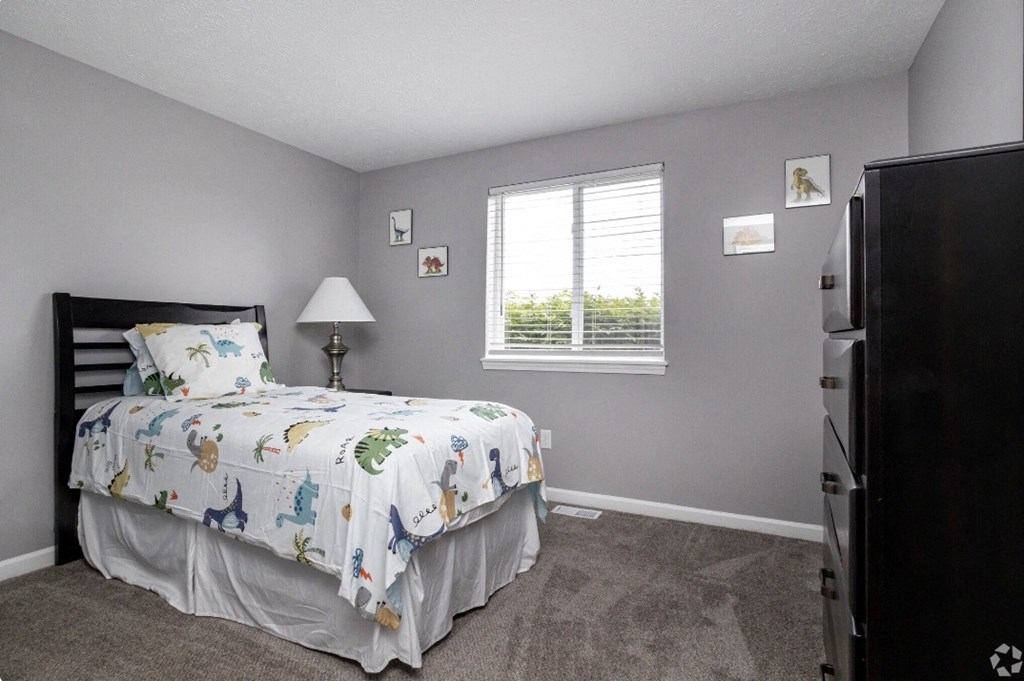 Gorgeous Bedroom at Centerpointe Apartments, New York