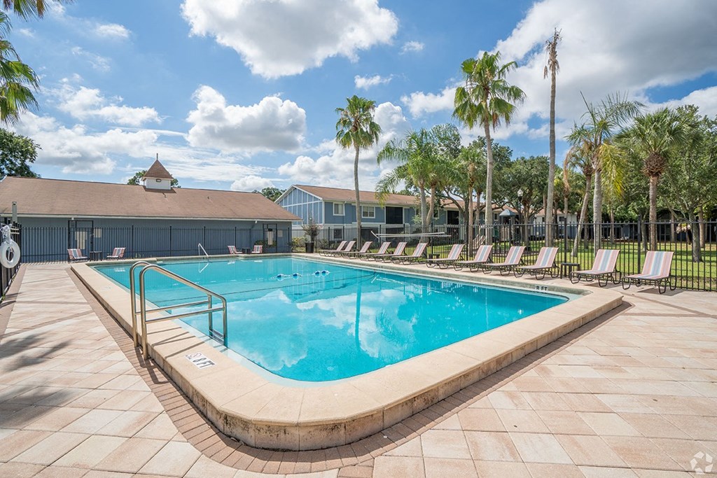 Pool at Captiva Club Apartments at 4401 Club Captiva Drive in Tampa, Florida 33615