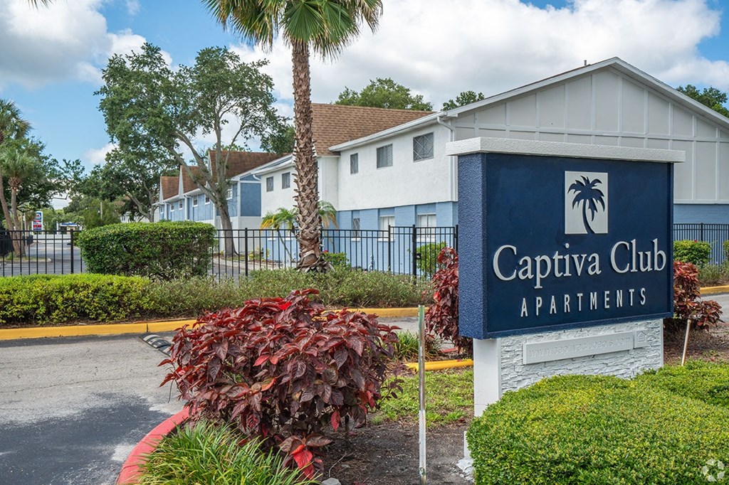 Exterior at Captiva Club Apartments at 4401 Club Captiva Drive in Tampa, Florida 33615