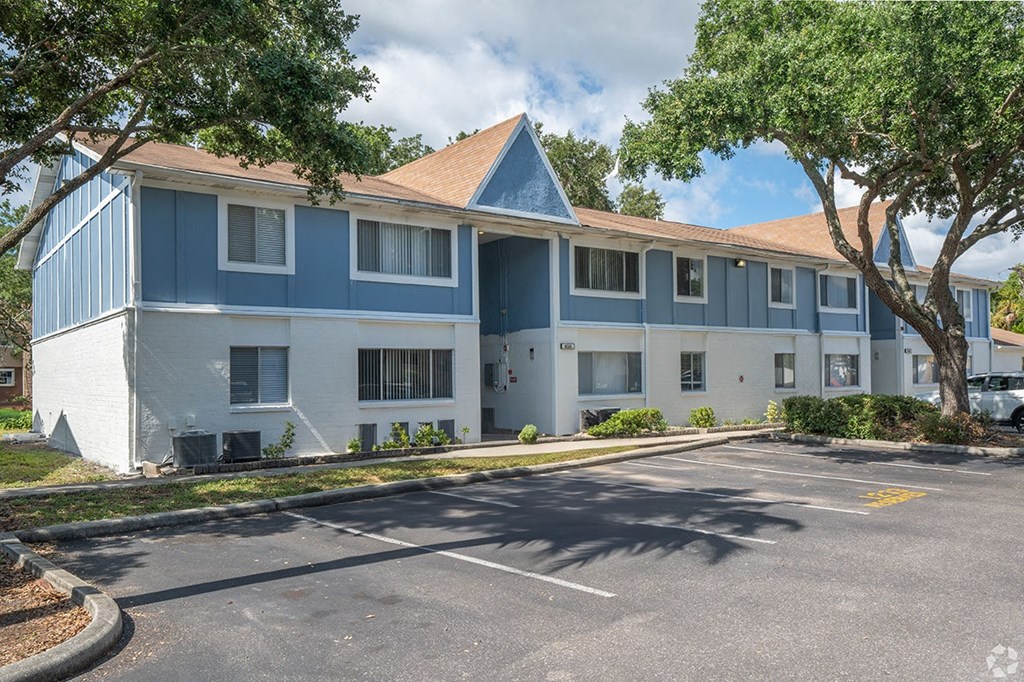 Exterior at Captiva Club Apartments at 4401 Club Captiva Drive in Tampa, Florida 33615