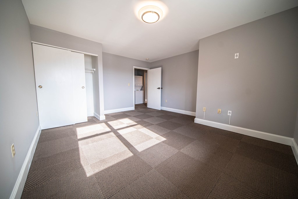625 Main Street Bedroom in Buffalo, NY