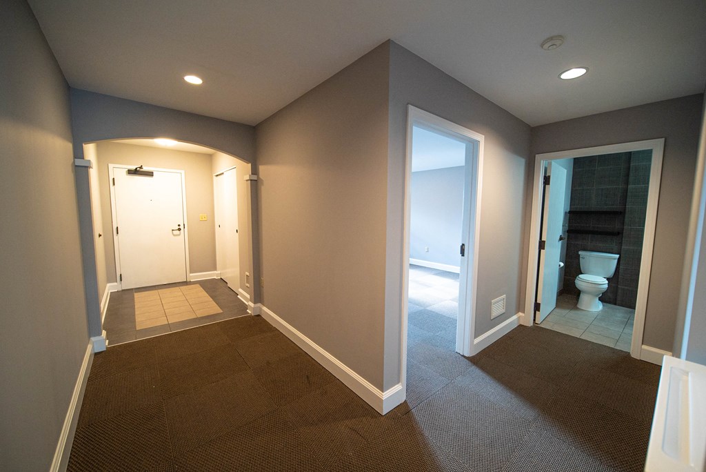 625 Main Street Entryway in Buffalo, NY