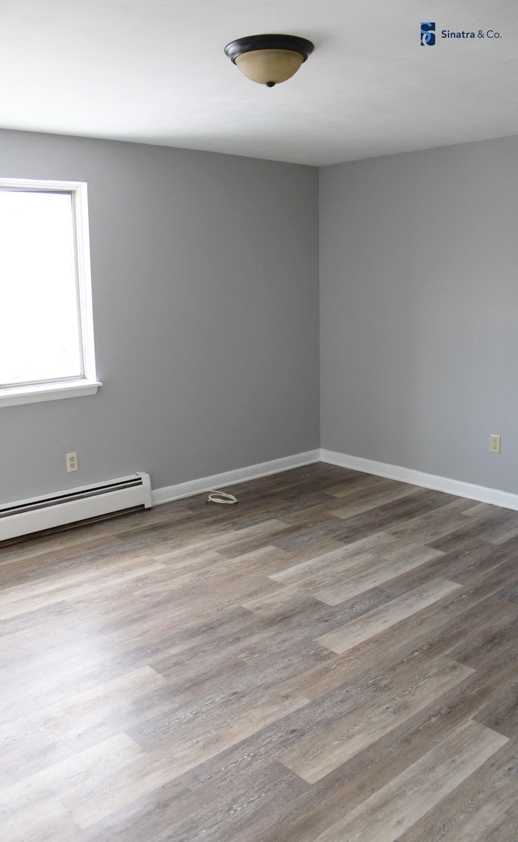 Renovated Apartment Home at Washington Square Apartments at 5546 Scranton Rd in Hamburg NY 14075