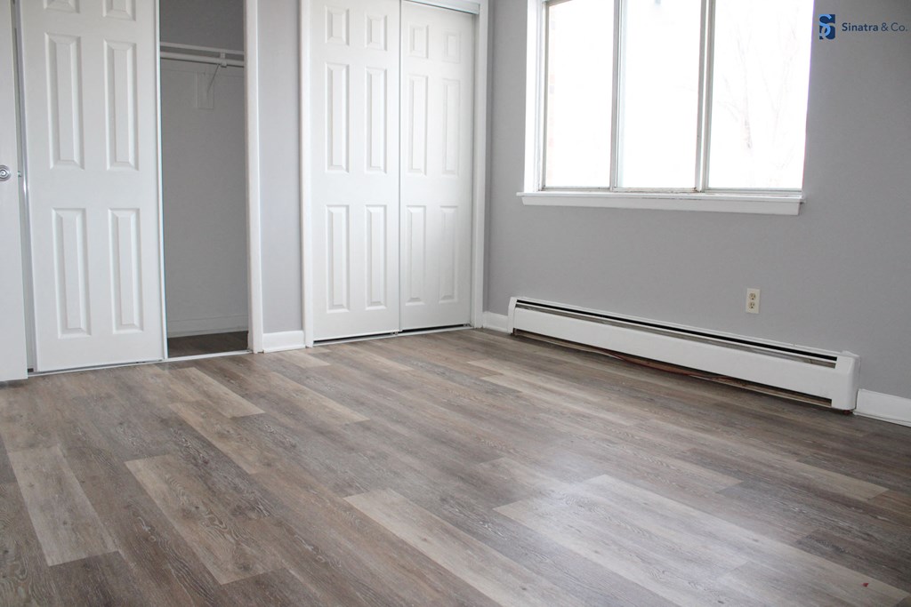 Renovated Apartment Home at Washington Square Apartments at 5546 Scranton Rd in Hamburg NY 14075