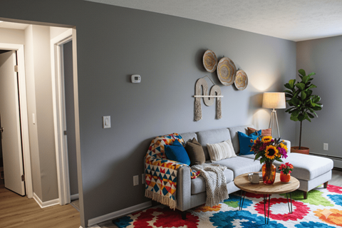 222 Alpine Knoll 1-2 Beds Apartment for Rent