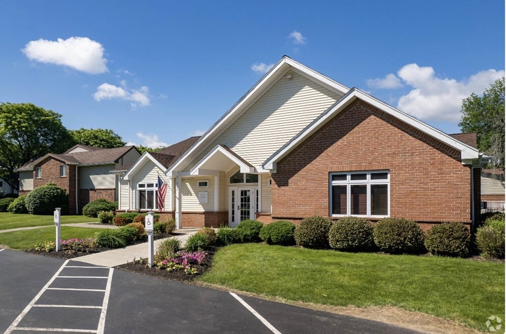 Leasing Office Exterior at Highview Manor Apartments, Fairport, NY