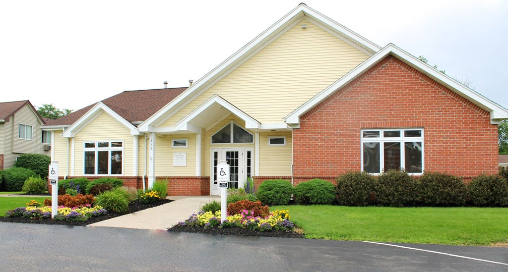 Building Exterior at Highview Manor Apartments, Fairport, NY