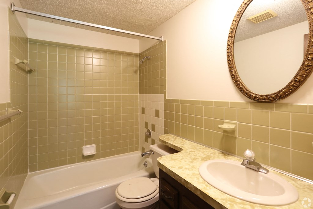 Classic Apartment Home  Bathroom at Lincoln Square Apartments at 4055 Knoll Drive in Hamburg, NY