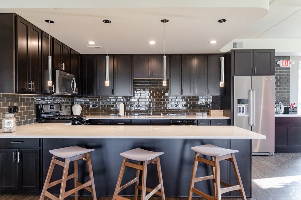 Clubhouse at Woodland Ridge Apartments in Woodridge, IL