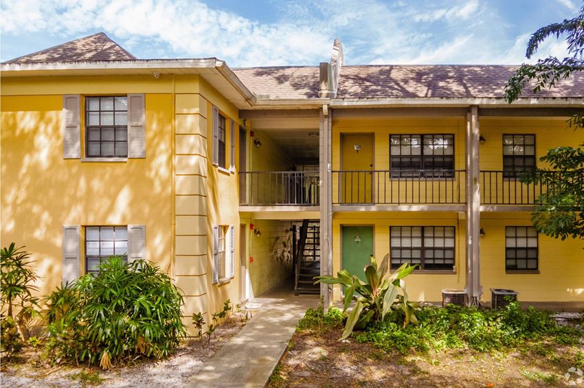 Fernwood Grove Apartments, 4900 North Macdill Avenue, Tampa, FL RentCafe