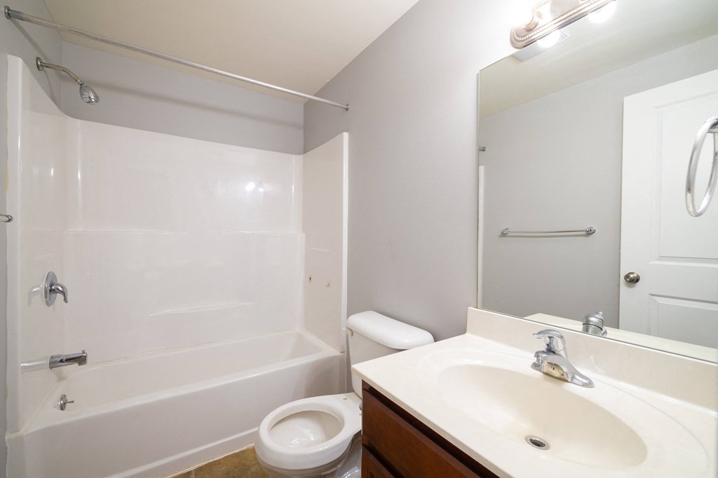 Bathroom at Willowbrooke Apartments & Townhomes at 396 Willowbrooke Drive in Brockport, NY 14420