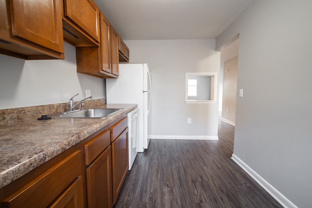 Kitchen at Willowbrooke Apartments & Townhomes at 396 Willowbrooke Drive in Brockport, NY 14420