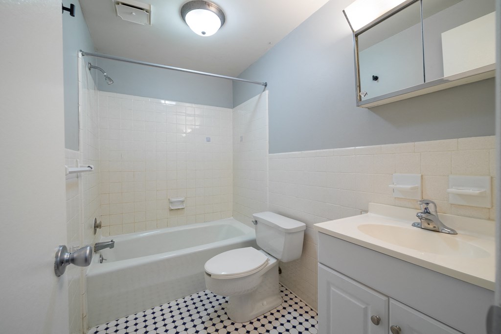 Updated Bathroom at Willowbrooke Apartments & Townhomes at 396 Willowbrooke Drive in Brockport, NY 14420