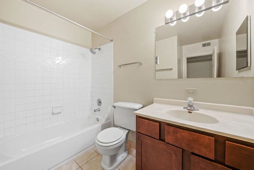 Woodland Ridge Apartments, 3420 Joann Lane, Woodridge, IL RentCafe