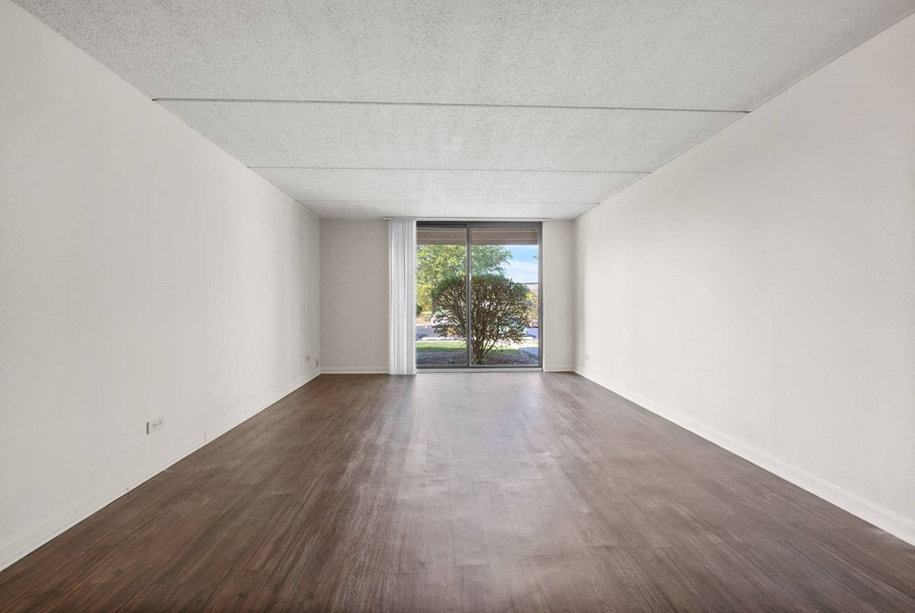 Upgraded Apartment Home Living Room gallery at Woodland Ridge Apartments in Woodridge, IL