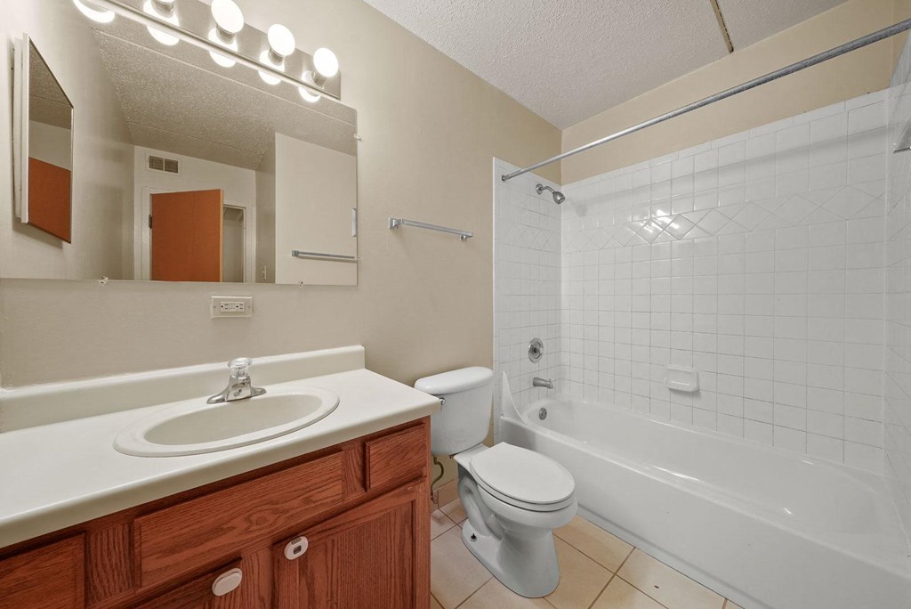 Classic Apartment Home Bathroom at Woodland Ridge Apartments in Woodridge, IL