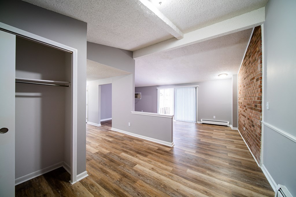 Renovated Apartment Home at  Lincoln Square Apartments at 4055 Knoll Drive in Hamburg, NY