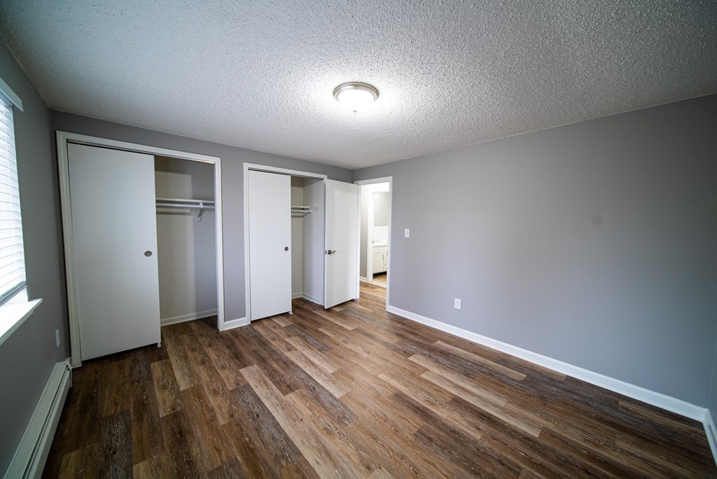 Renovated Apartment Home at  Lincoln Square Apartments at 4055 Knoll Drive in Hamburg, NY