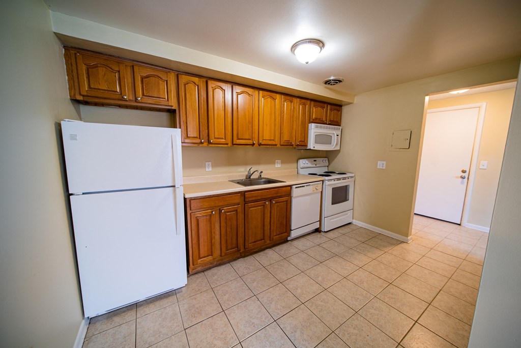 Open Concept Kitchen at Willowbrooke Apartments, New York