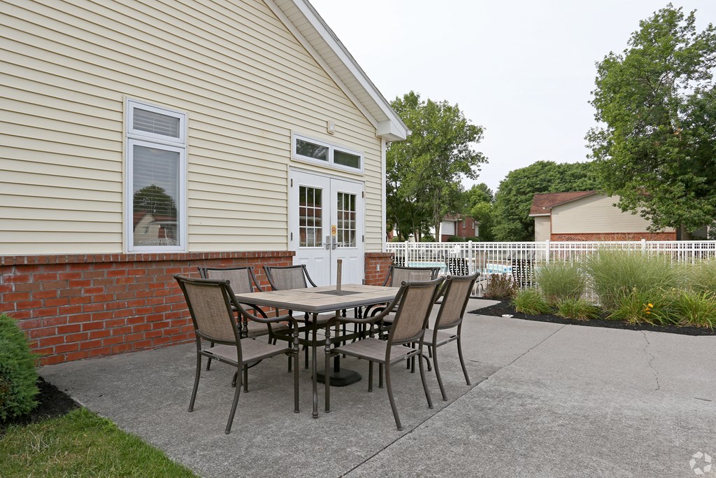 Outdoor Sitting at Highview Manor Apartments, Fairport, NY