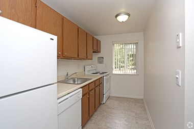 Kitchen Interior at Highview Manor Apartments, Fairport - Photo Gallery 5