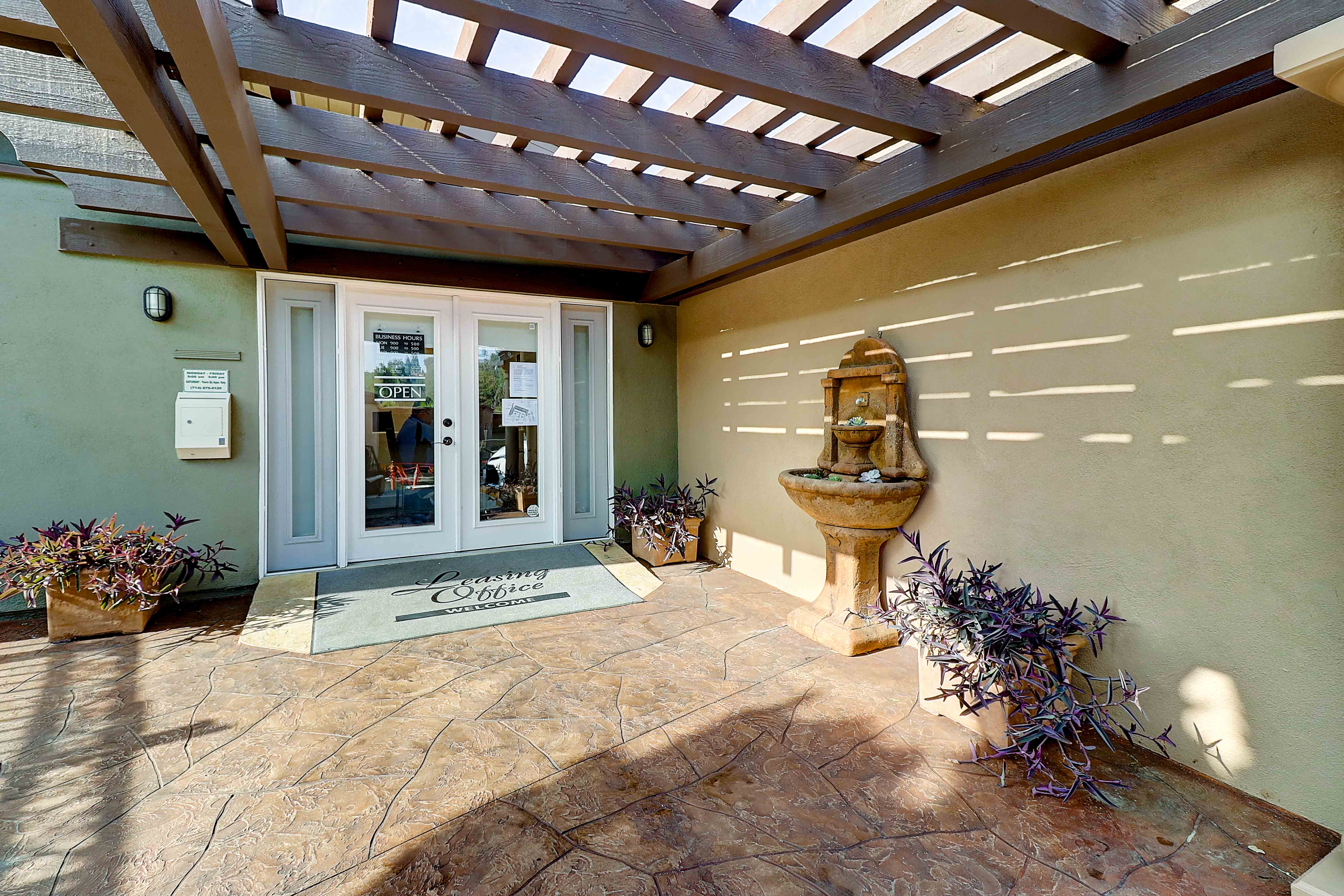 Entrance to the leasing office at Idylwood Apartments