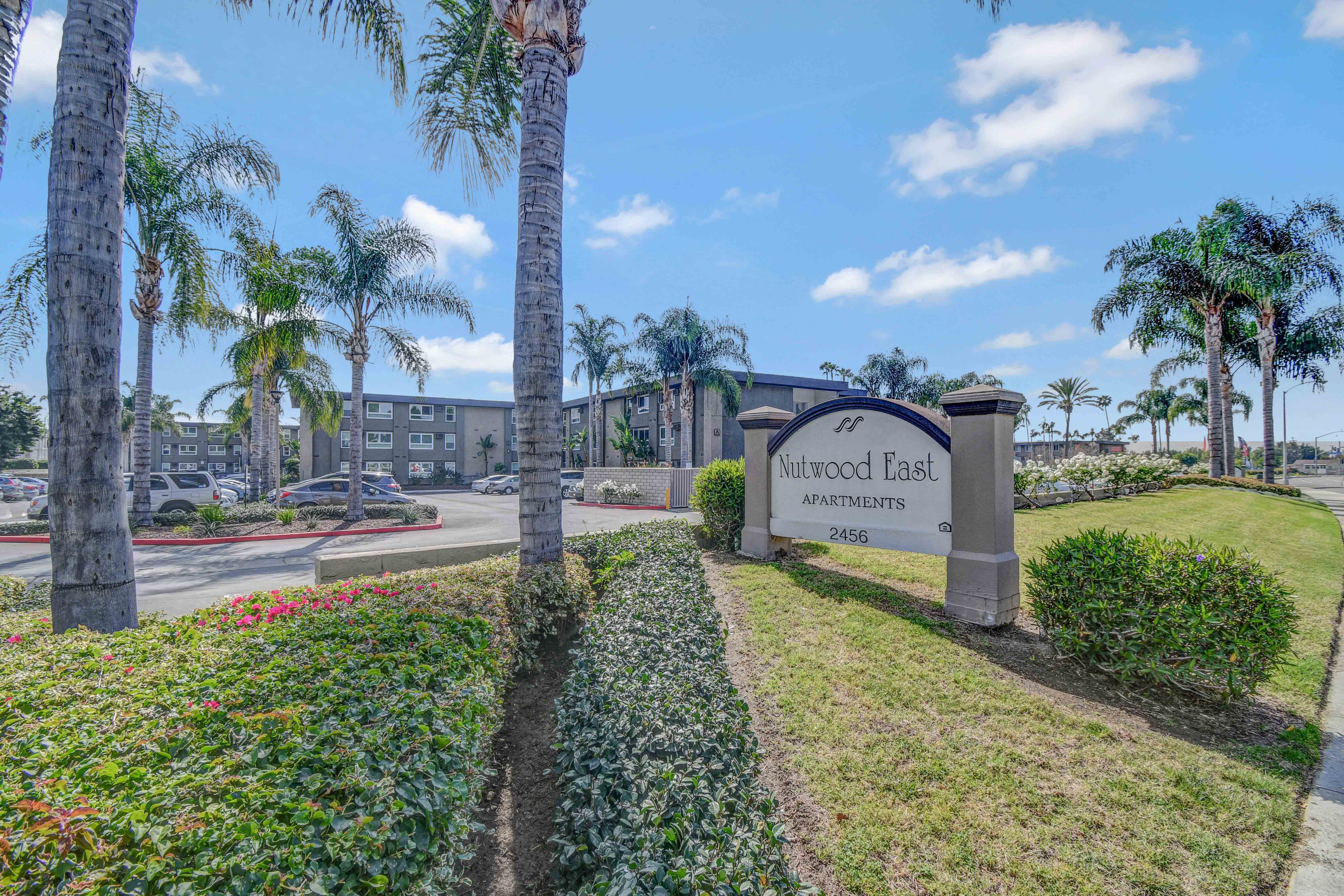 Monument sign by the 2nd Entrance on Nutwood Ave