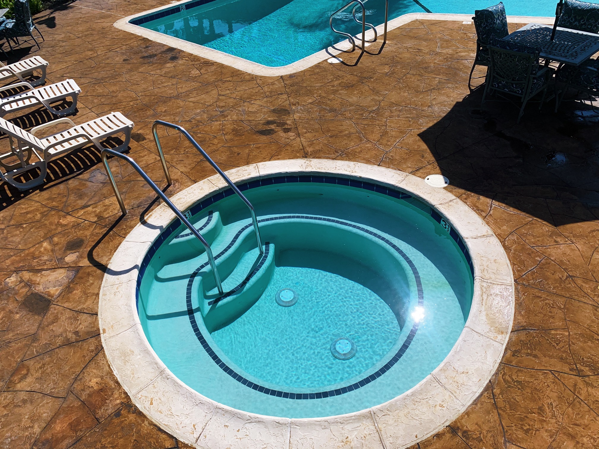 Ariel view of the Spa at Idylwood Apartments