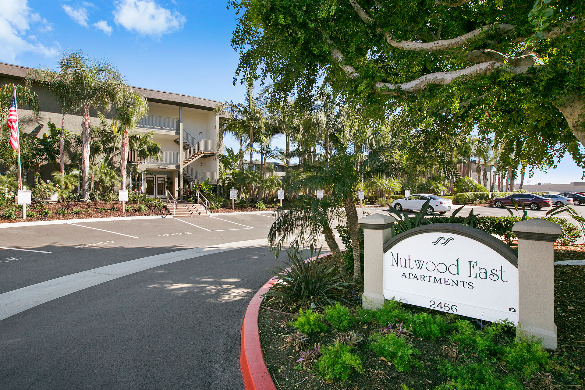 Nutwood East Monument sign with Drive way entrance to community