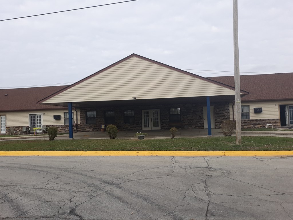 Sunrise Apartments clubhouse exterior Indiana