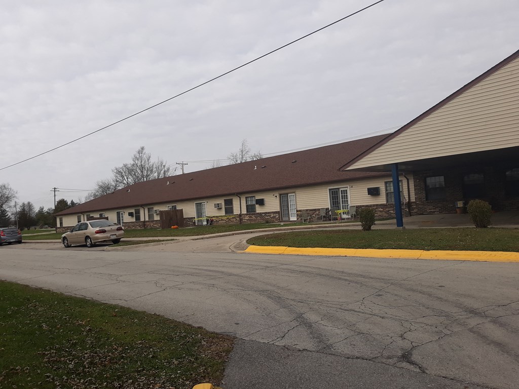 Sunrise Apartments exterior Indiana