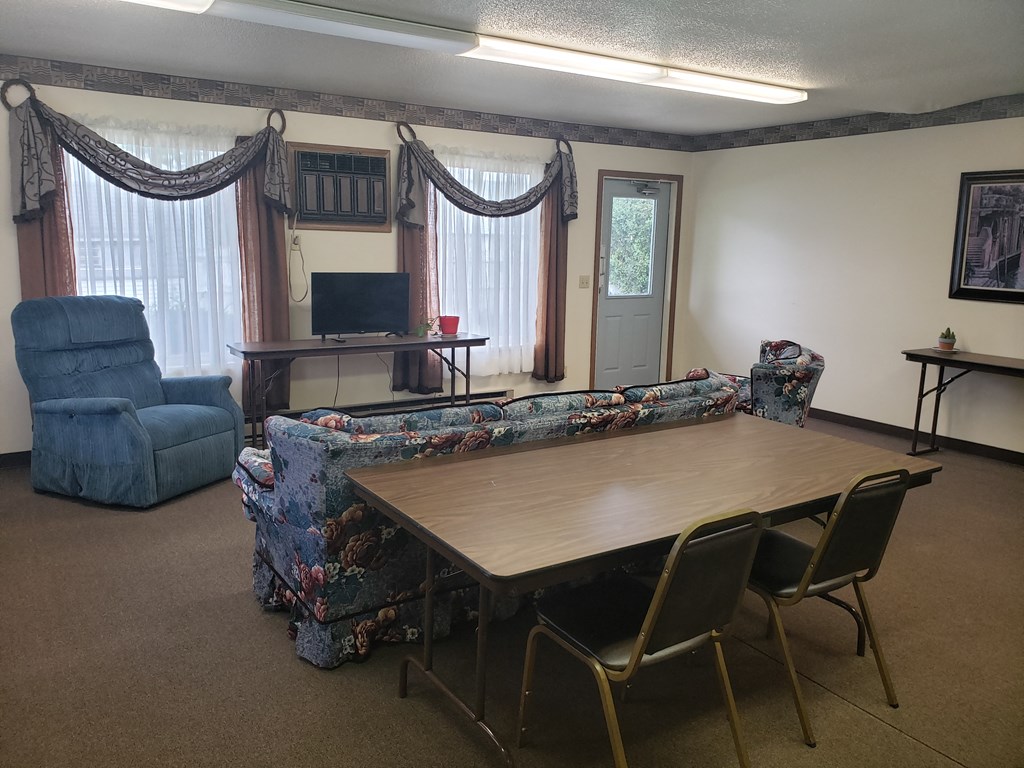 Holiday Hills Apartments community room, Cromwell, IN
