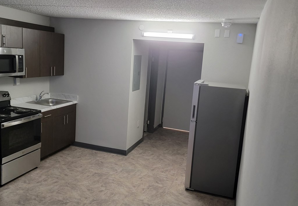 Plato's Apartments studio, Sheffield, Alabama