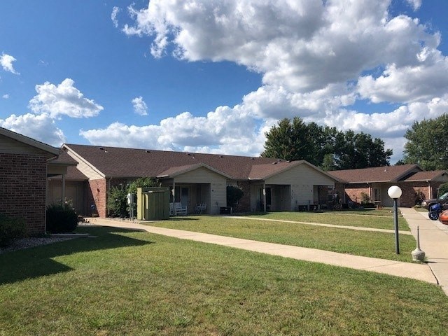 Golden Acres exterior Knox Indiana