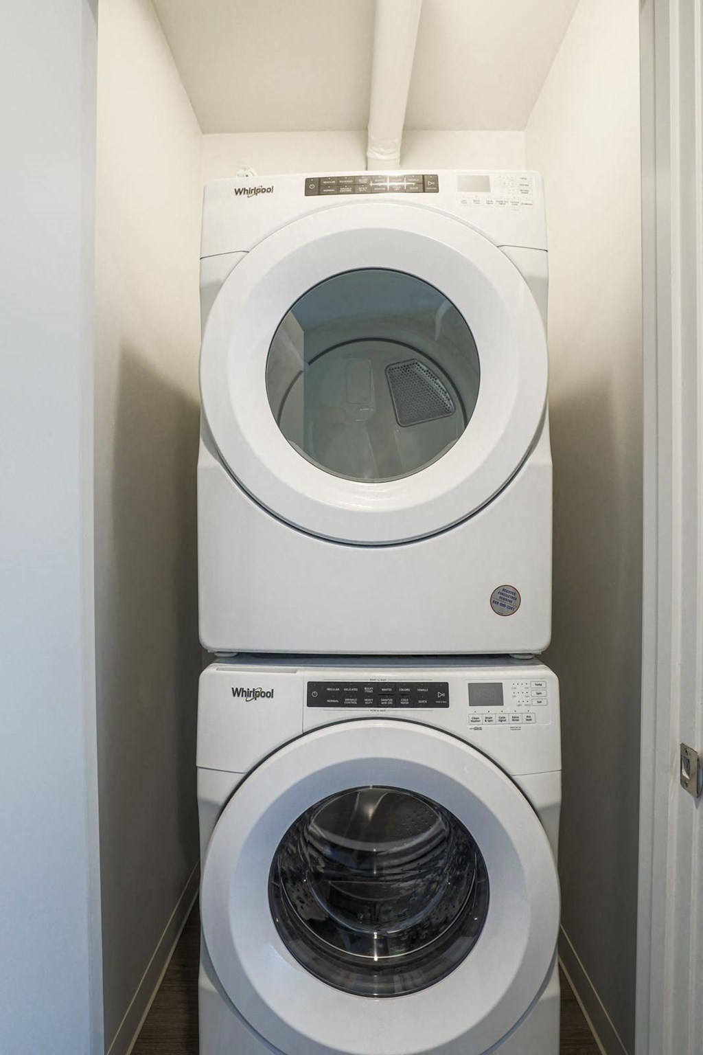 Belknap Place Lookout floor plan in-unit laundry, Grand Rapids, Michigan