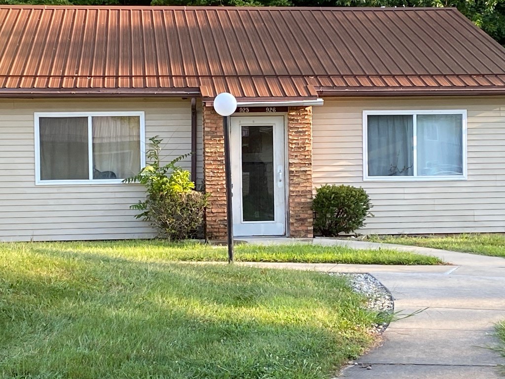 Park Terrace Apartments in Columbia, IN