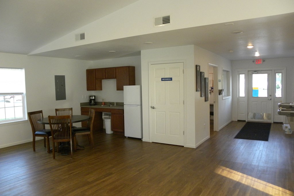 Lakeview Apartments, 701 Park Ave, Manistique, MI RentCafe