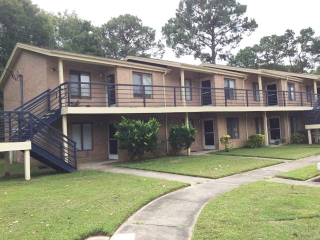 Terracewood Apartments exterior, Woodville, Texas