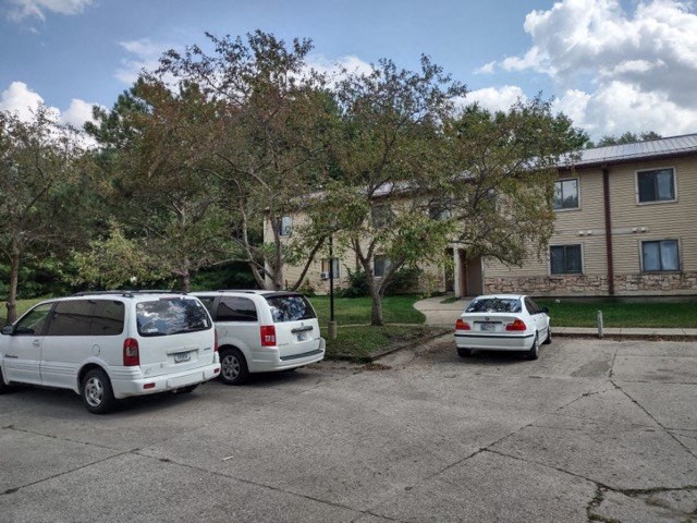 Milford Meadows Apartments exterior, Milford, IN