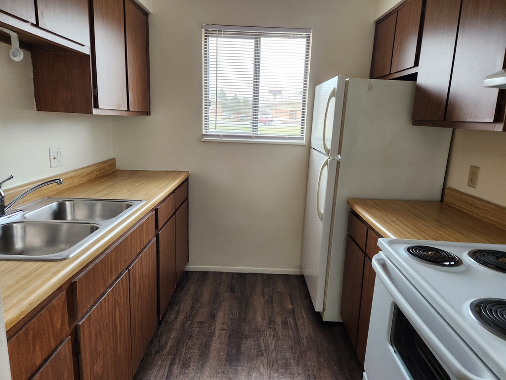 an example of a kitchen in an 823 square foot 1 bedroom apartment at the bilt