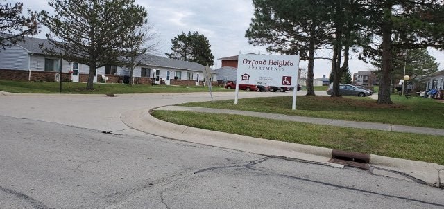 Oxford Heights Apartments exterior Greenville, OH
