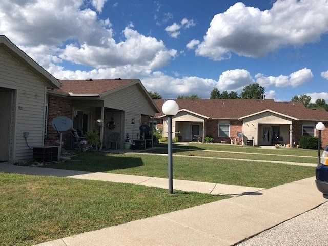 Golden Acres exterior Knox Indiana