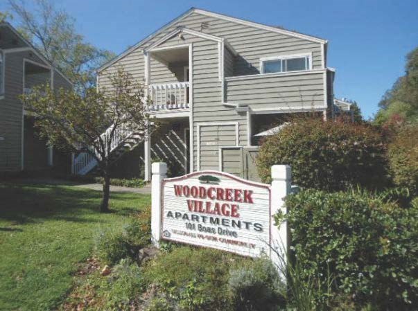 Woodcreek Village Exterior Building and Sign