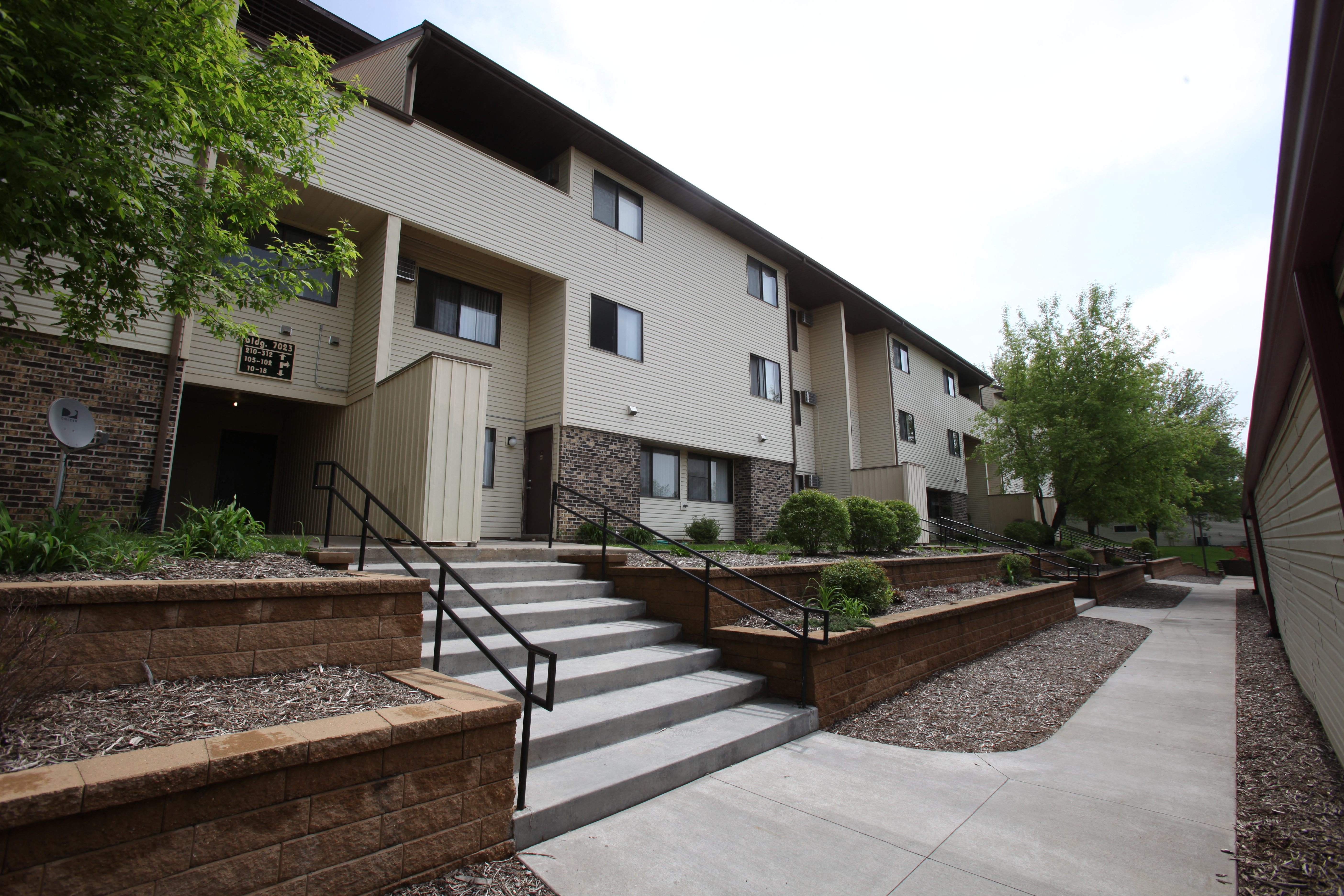 Briarhill Apartments