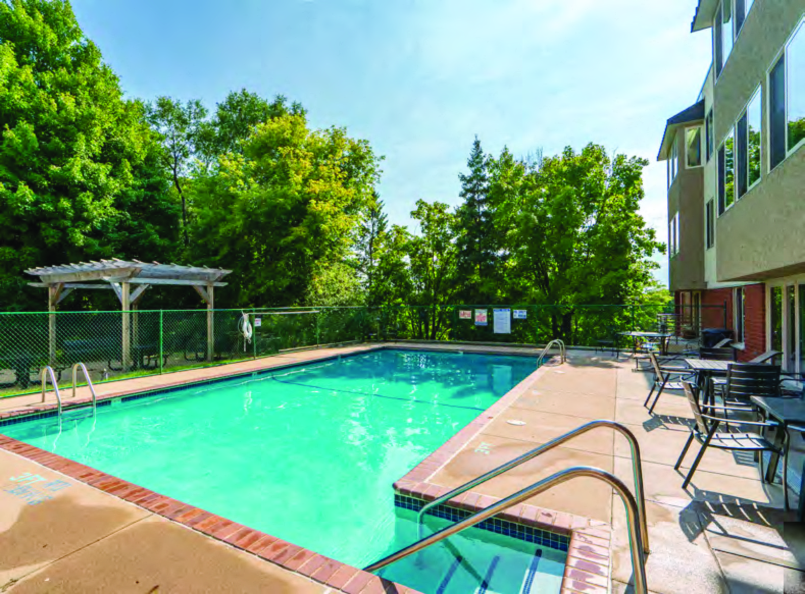 Quail Ridge Apartments