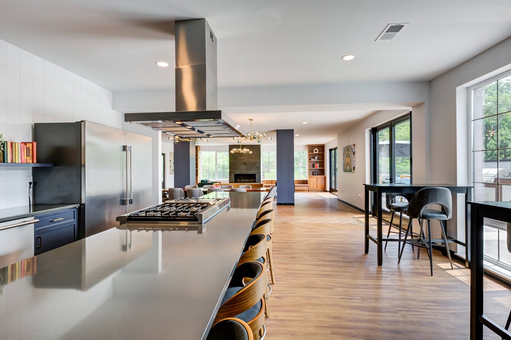 Cook, dinner parties, friends