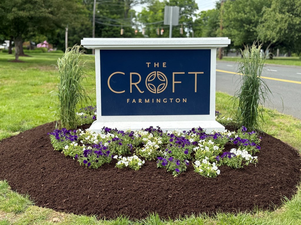 Entrance Sign