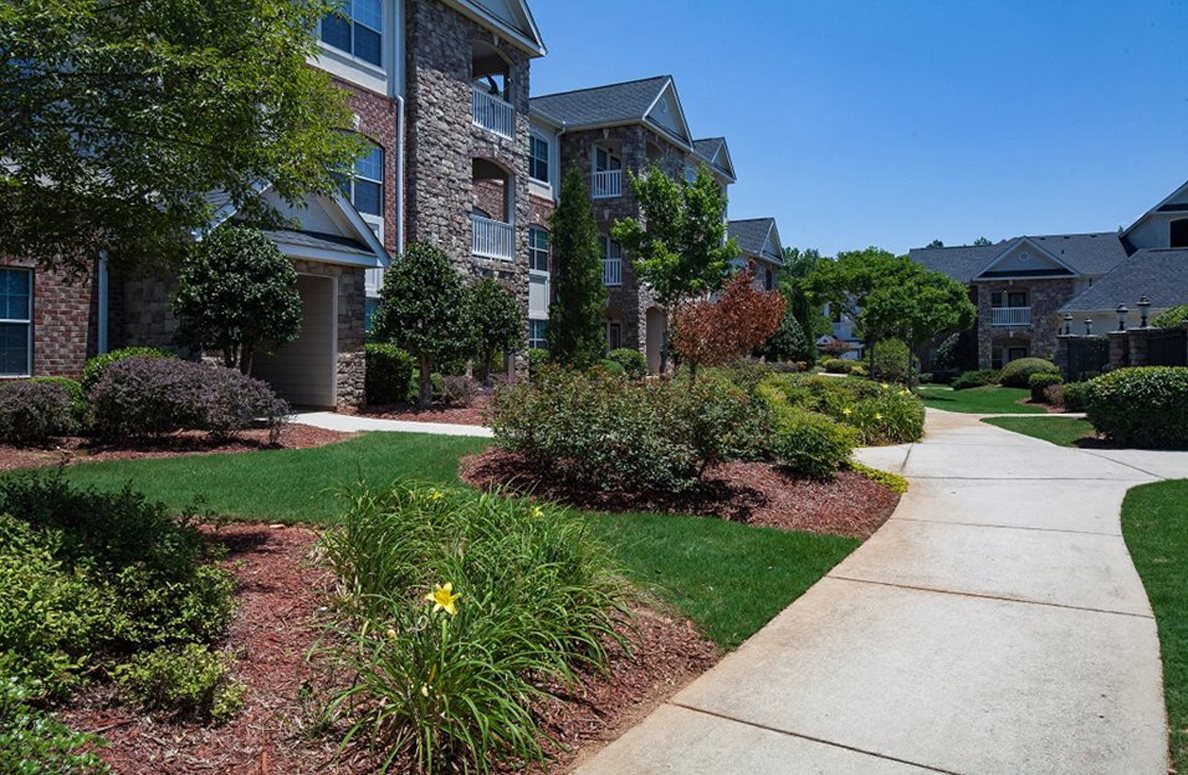 Crossings At Eagles Landing Apartments 700 Rock Quarry Road Stockbridge Ga Rentcafe