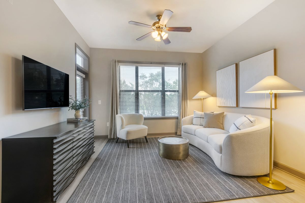 Radius West Midtown Apartments